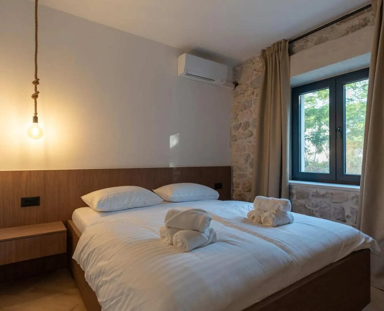 Levanat Iz Veli Iž